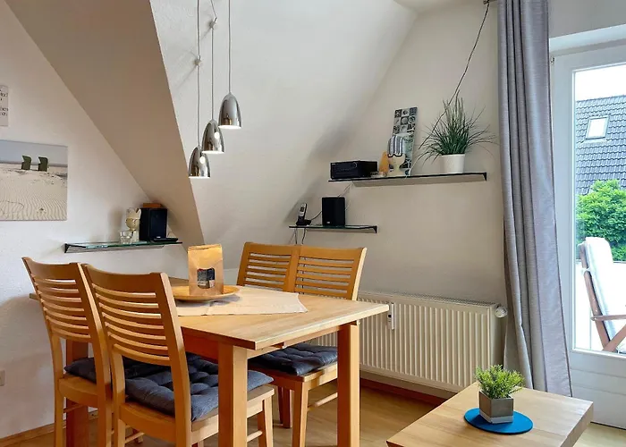 Friesenperle 5, Feldstrasse 아파트 비크아프포르